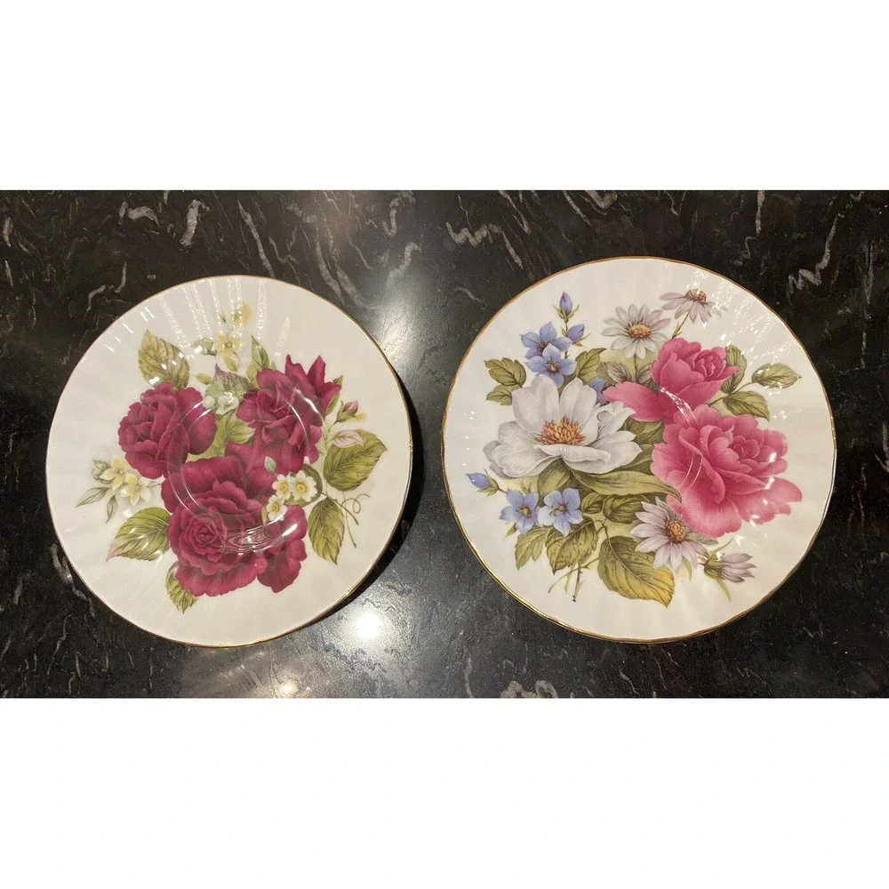 Vintage DUCHESS Cups & Saucers Set Of 2